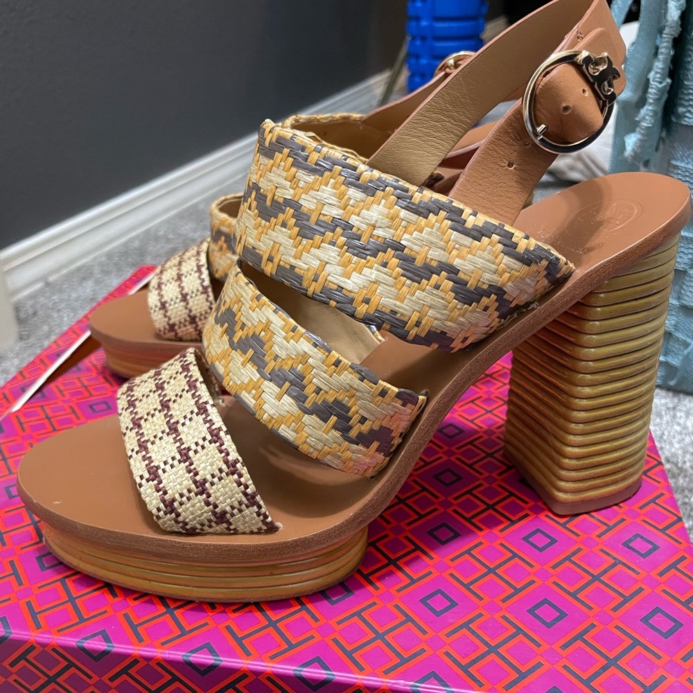 Tory Burch Platform sandal